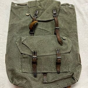Swiss army inspired back pack leather accents